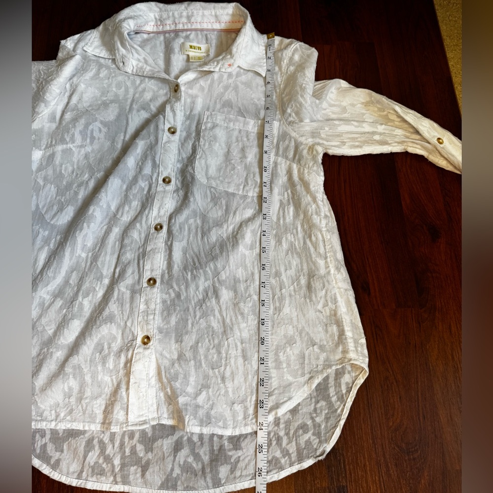 Maeve By Anthropologie White Textured Floral Button Down Blouse size 10 Cotton - Picture 10 of 10
